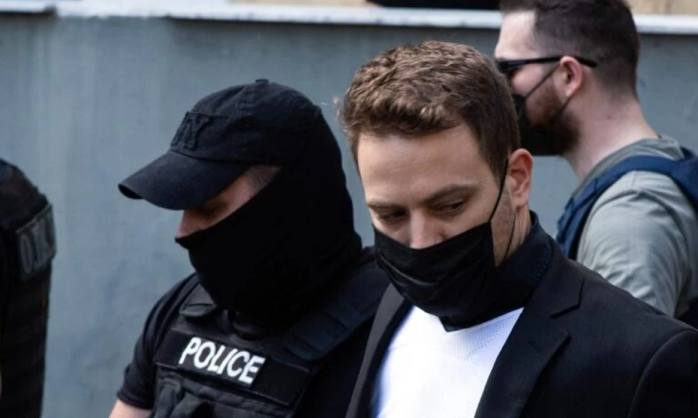 Γλυκά Νερά: Τι απαντάει η ΕΛ.ΑΣ. για τις "δραστηριότερες" του Μπάμπη